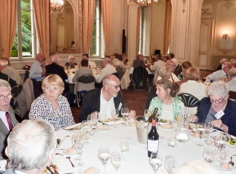 06_P1020548 (Balvay).jpg - Les tables « sous les  Ors  »...